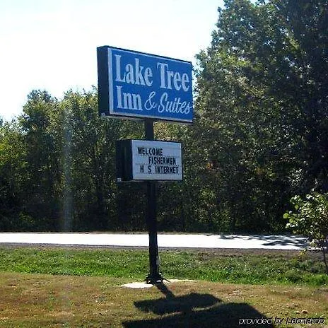 Tree & Отель 2*